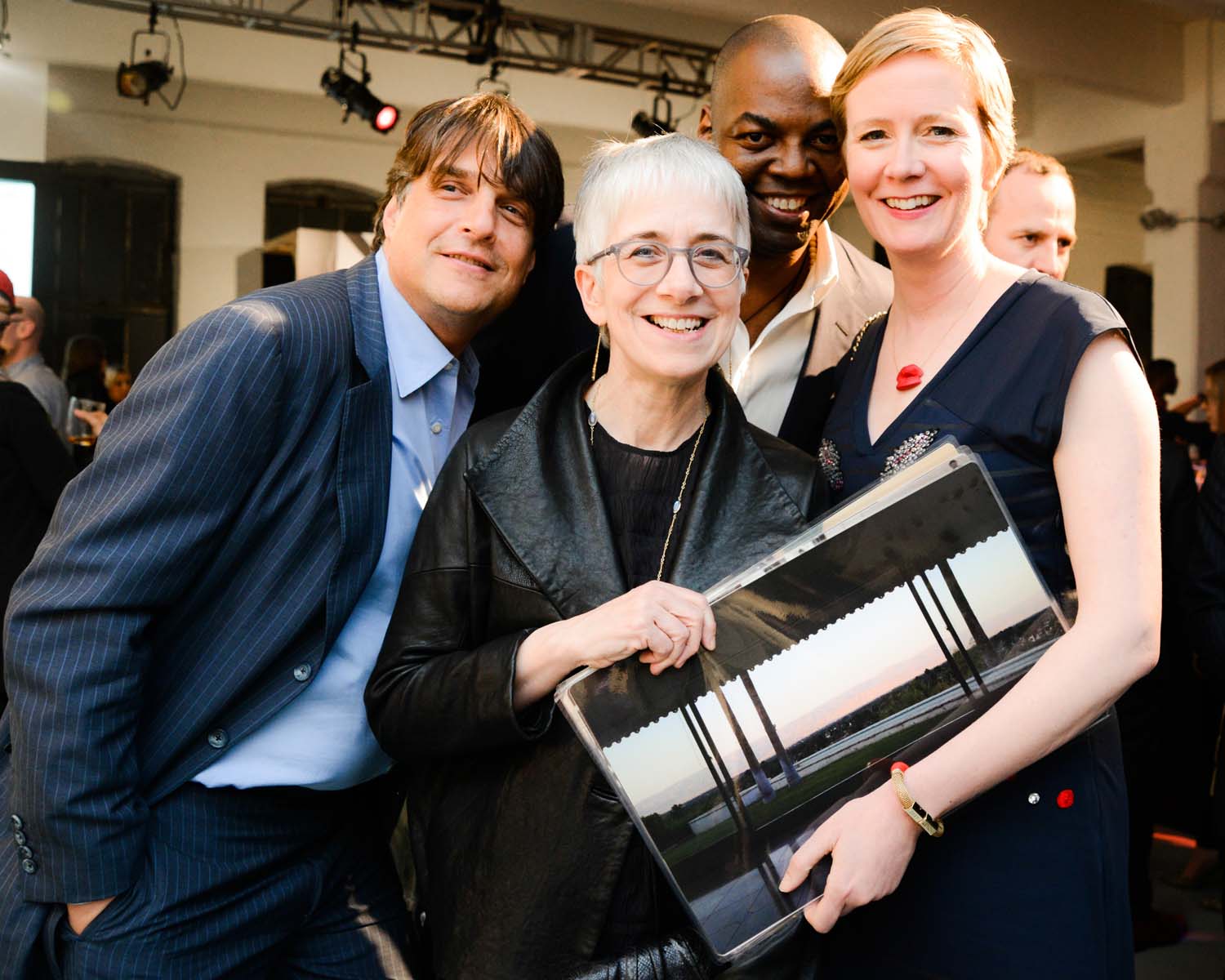 BFA 8842 1045552.jpg