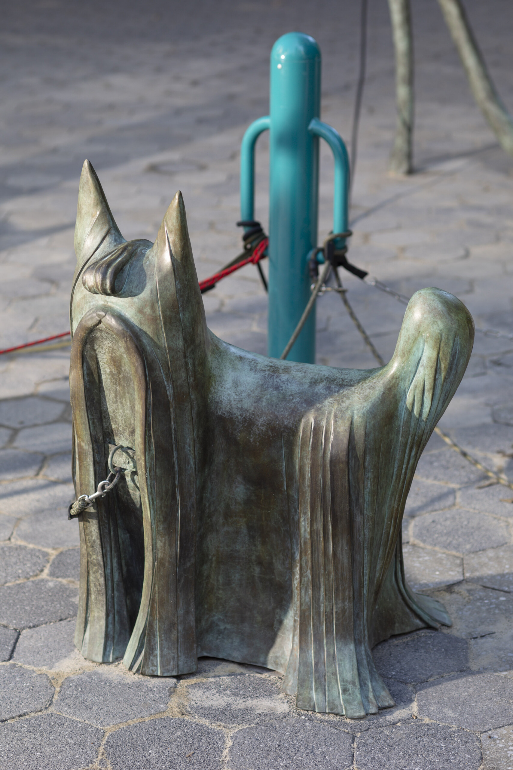 a bronze sculpture of a dog